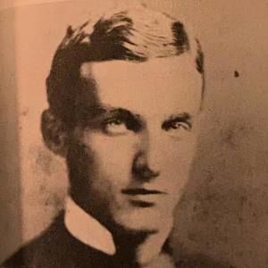 Meet your Posher, Adam